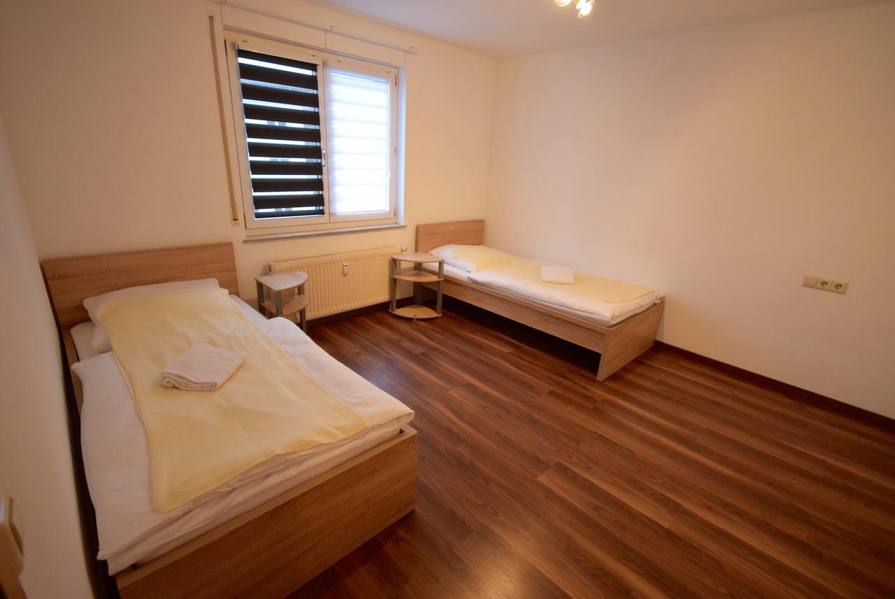 פלוכינגן Ab Apartment Objekt 72 מראה חיצוני תמונה